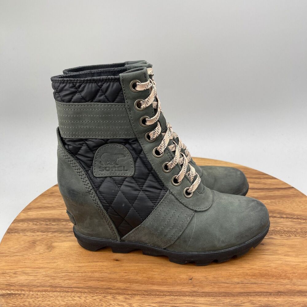 Sorel Lexie Wedge Boots Womens Size 8 Dark Slate Quilted Leather Waterproof